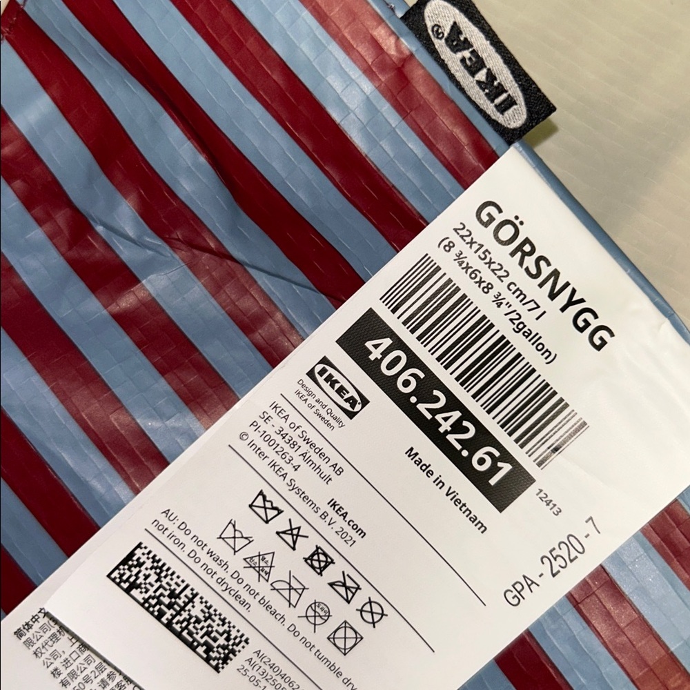 Brand New IKEA GÖRSNYGG Carrier Bag, red blue/patterned - Picture 2 of 6